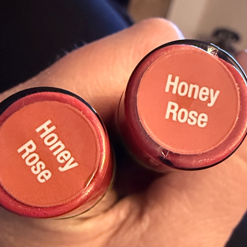 LipSense Honey Rose Lipstick